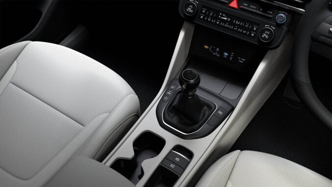 Hyundai TUCSON 1.6T Ultimate 5dr Petrol Estate - Image 8